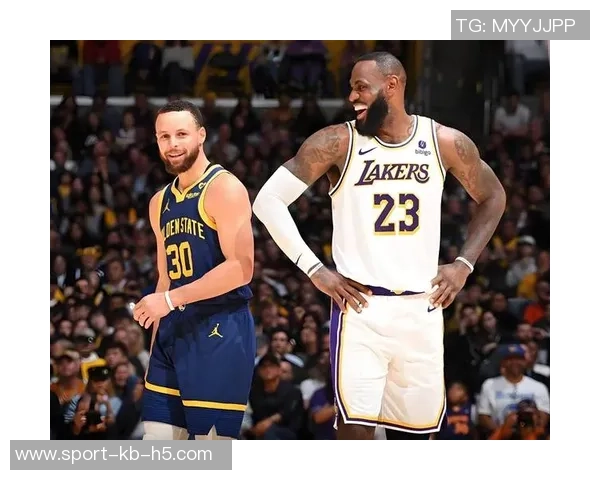 岁月如歌白发渐显詹姆斯与库里媒体日采访照引发球迷感慨